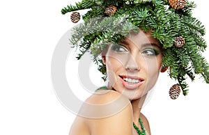 Christmas Tree Holiday Hairstyle and Make