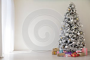 Christmas tree with presents, Garland lights Interior new year winter holiday background