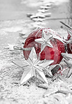 Christmas, Xmas - Red Baubles Decorated And Snowflakes In Snowing Background