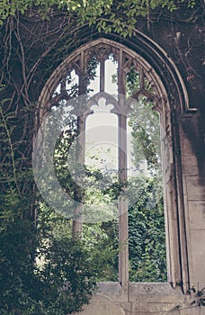 Christopher Wren`s St. Dunstan in the East Church Garden