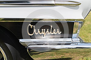 Chrysler 300G emblem on display