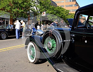 Chrysler Six at the Rolling Sculpture car show