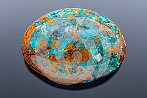 Chrysocolla Cuprite Malachite compound stone - Very sharp and detailed photo of this beautiful stone