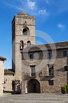 Church of Ainsa photo