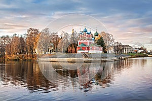 Church of Dmitry on the Blood in Uglich with reflection