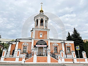 The Church of the Holy Trinity in Trinity. Moscow, 2nd Troitskiy pereulok, building 8, building 5