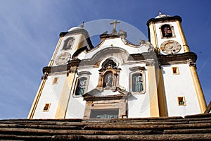 Iglesia es un rococó católico iglesia en brasil. diseno acuerdo brasileno 