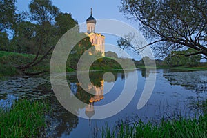 Church of the Intercession on the Nerl in the evening