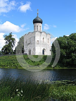Church of Intercession upon Nerl River photo