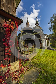 Kostel Ochrany P. Marie, Nižný Komárnik, Slovensko