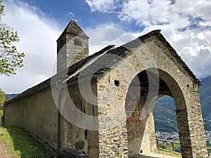 Church of the Saints Bernardino and Girolamo or La chiesa di San Bernardo a Monte Carasso photo