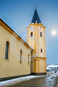 Kostel ve Sladkovičově