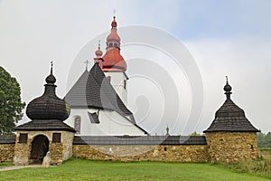 Kostol svätého Ladislava. Obec Liptovské Matiašovce. Slovensko