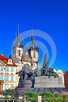 Church of St. Mary of TÃ½n in the Old Town Square with the Statue of Jan Hus in Prague