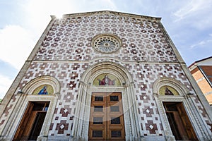 Church of the Volto Santo di Manoppello photo