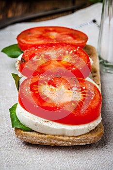 Ciabata with mozzarella, tomato and basil