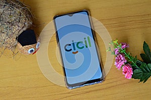 cicil on smartphone, popular fintech in indonesia