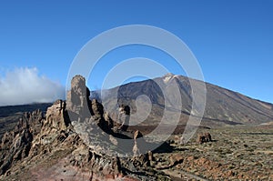Cinchado rock of Los Roques