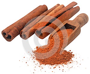 Cinnamon with ground powder