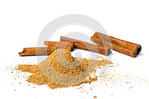 Cinnamon powder and sticks