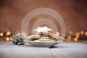 Cinnamon starts cookies for Christmas