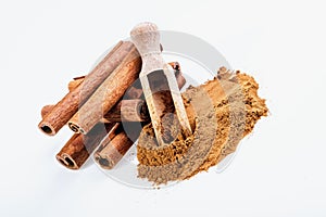 Cinnamon sticks and cinnamon powder