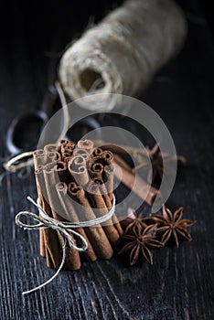 Cinnamon sticks