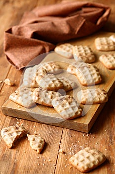 Cinnamon Wafer Cookies