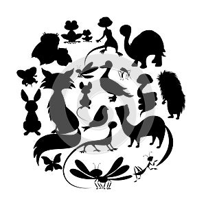 Circle of cute animals silhouettes. Mammals, amphibians, reptile