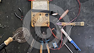 Circle of electronic work tools
