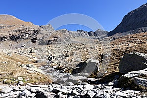 Circuit of the lakes of the mount viso, france