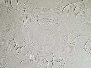 Circular pattern textured ceiling decor