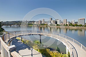 Circular Walkway on Portland Eastbank Esplanade