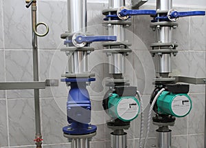 Circulating pumps