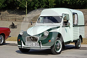 Citroen 2CV AK400 Fourgonette
