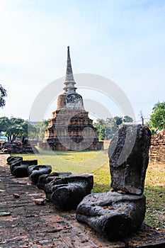 City building remain, Buddha statue remain of Wat Phra Sri Sanphet Temple in Ayutthaya, Thailand (Phra Nakhon Si Ayutthaya&#x