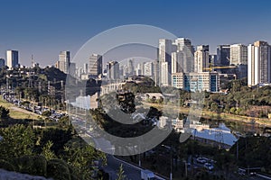 City skyline, with Marginal Avenue and Pinheiros River in the foreground