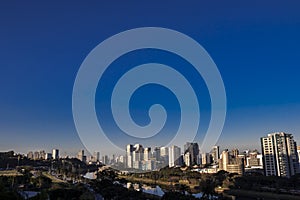 City skyline, with Marginal Avenue and Pinheiros River in the foreground