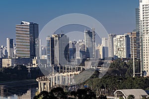 City skyline, with Marginal Avenue and Pinheiros River in the foreground