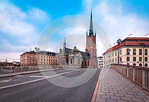 City street at Riddarholmen church in Stockholm, Sweden.