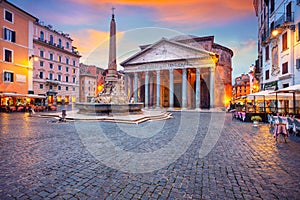 Pantheon, Rome. photo