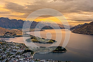 Cityscape of Queenstown and Lake Wakaitipu with The Remarkables in the background, New Zealan