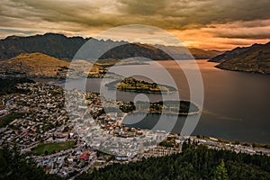 Cityscape of Queenstown and Lake Wakaitipu with The Remarkables in the background, New Zealan