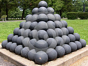 Civil War Cannonballs