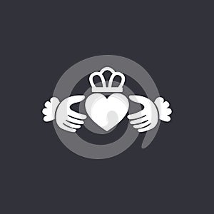 Claddagh ring icon. vector illustration photo