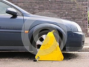 Clamped wheel