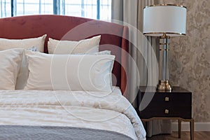 clasic bedroom style