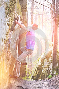 Class bowdoinham on the rocks.