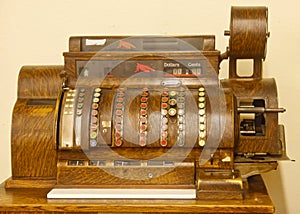 Classic Antique Cash Register