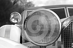 Classic automobile headlight